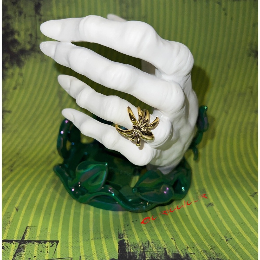Bath & Body Works Soap Holder Halloween Evil Witch Ivy Hand With Spider Ring New
